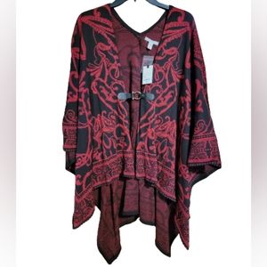 Shawl/Cape with buckle closure NWT